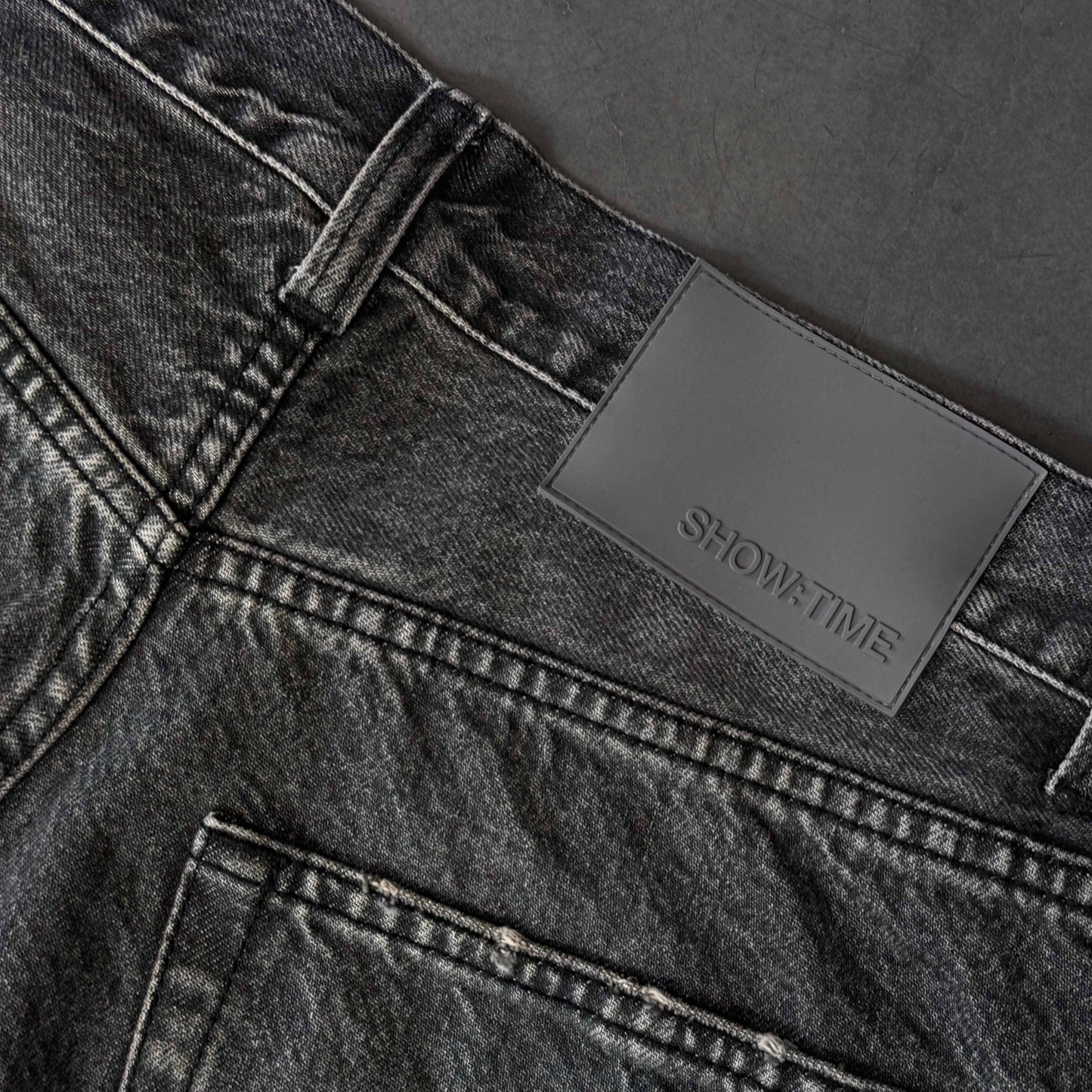 THE FADED LOOSE JEANS - MIDNIGHT BLACK